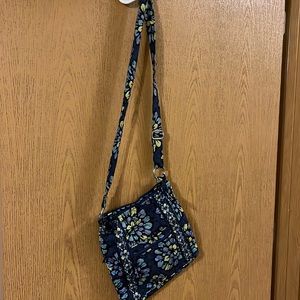 Vera Bradley crossbody purse